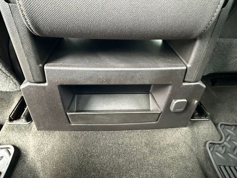 Used 2018 Chevrolet Silverado 1500 LT w/ All Star Edition image 21