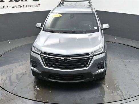 Used 2023 Chevrolet Traverse LT image 59