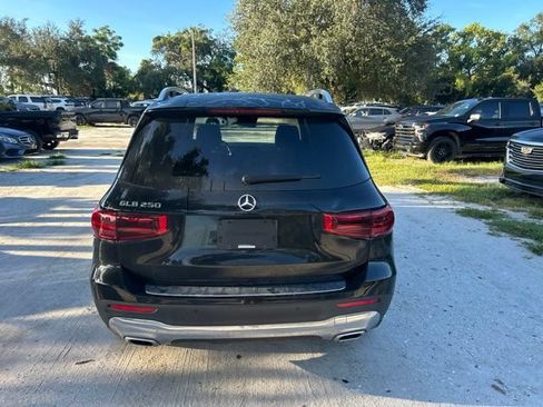 Used 2024 Mercedes-Benz GLB 250 image 17