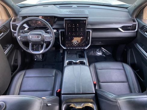 Used 2024 GMC Acadia Elevation AWD/4WD image 10