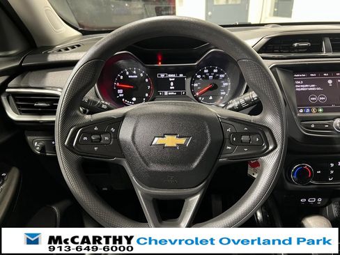 Used 2021 Chevrolet TrailBlazer LS image 12