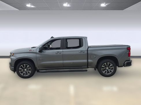 Used 2021 Chevrolet Silverado 1500 RST image 2