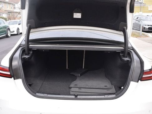 Used 2024 BMW i5 eDrive40i image 32