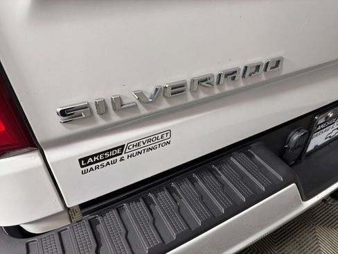 Used 2022 Chevrolet Silverado 1500 RST image 10