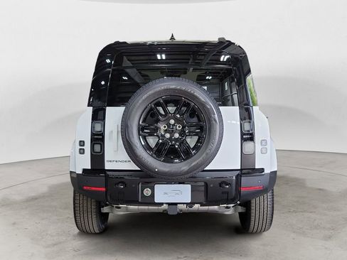 New 2026 Land Rover Defender 110 S AWD/4WD image 4