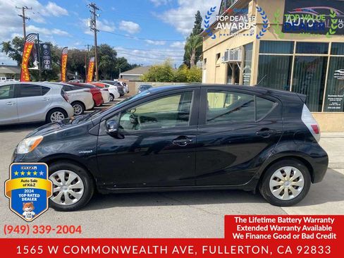Used 2012 Toyota Prius C Two FWD image 9