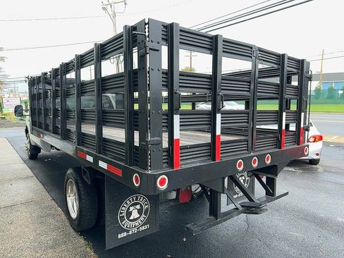 Used 1999 Ford F450 XL image 4