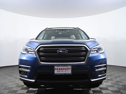 Used 2022 Subaru Ascent Limited w/ Technology Package image 2