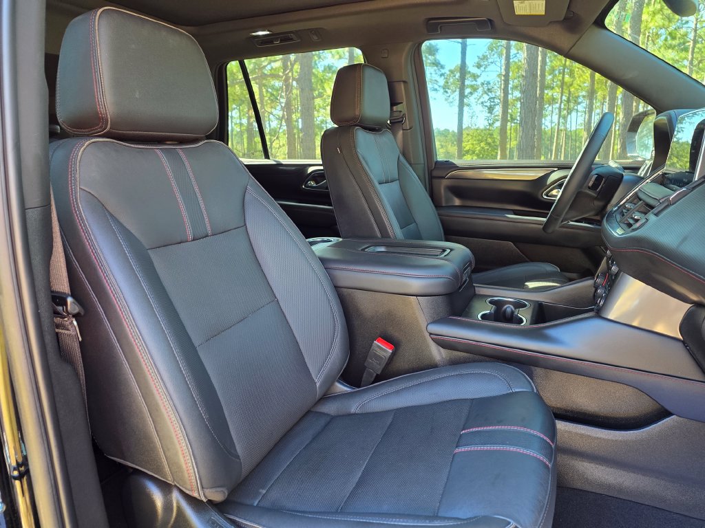 Used 2023 Chevrolet Tahoe RST w/ Luxury Package RWD image 27