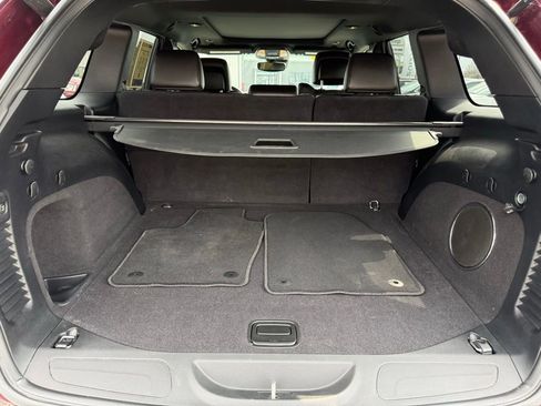 Used 2020 Jeep Grand Cherokee Limited w/ Luxury Group II image 25