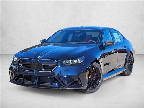 New 2026 BMW M5 image 1