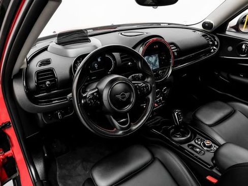 Used 2021 MINI Cooper Clubman S w/ Driver Assistance Package image 3