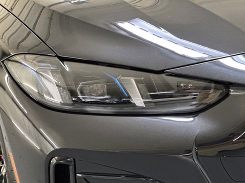 New 2026 BMW M440i w/ Premium Package image 11