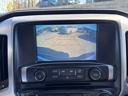 Used 2018 GMC Sierra 1500 SLT image 18