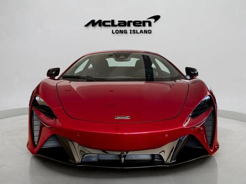 New 2026 McLaren Artura image 2