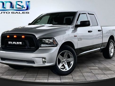 Used 2014 RAM 1500 Express RWD image 1