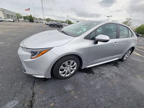 Certified 2024 Toyota Corolla LE FWD image 5
