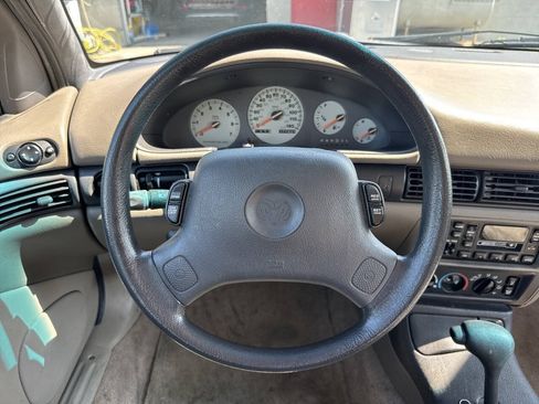Used 1997 Dodge Intrepid FWD image 16