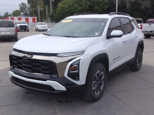 Used 2026 Chevrolet Equinox ACTIV w/ Convenience Package III AWD/4WD image 17