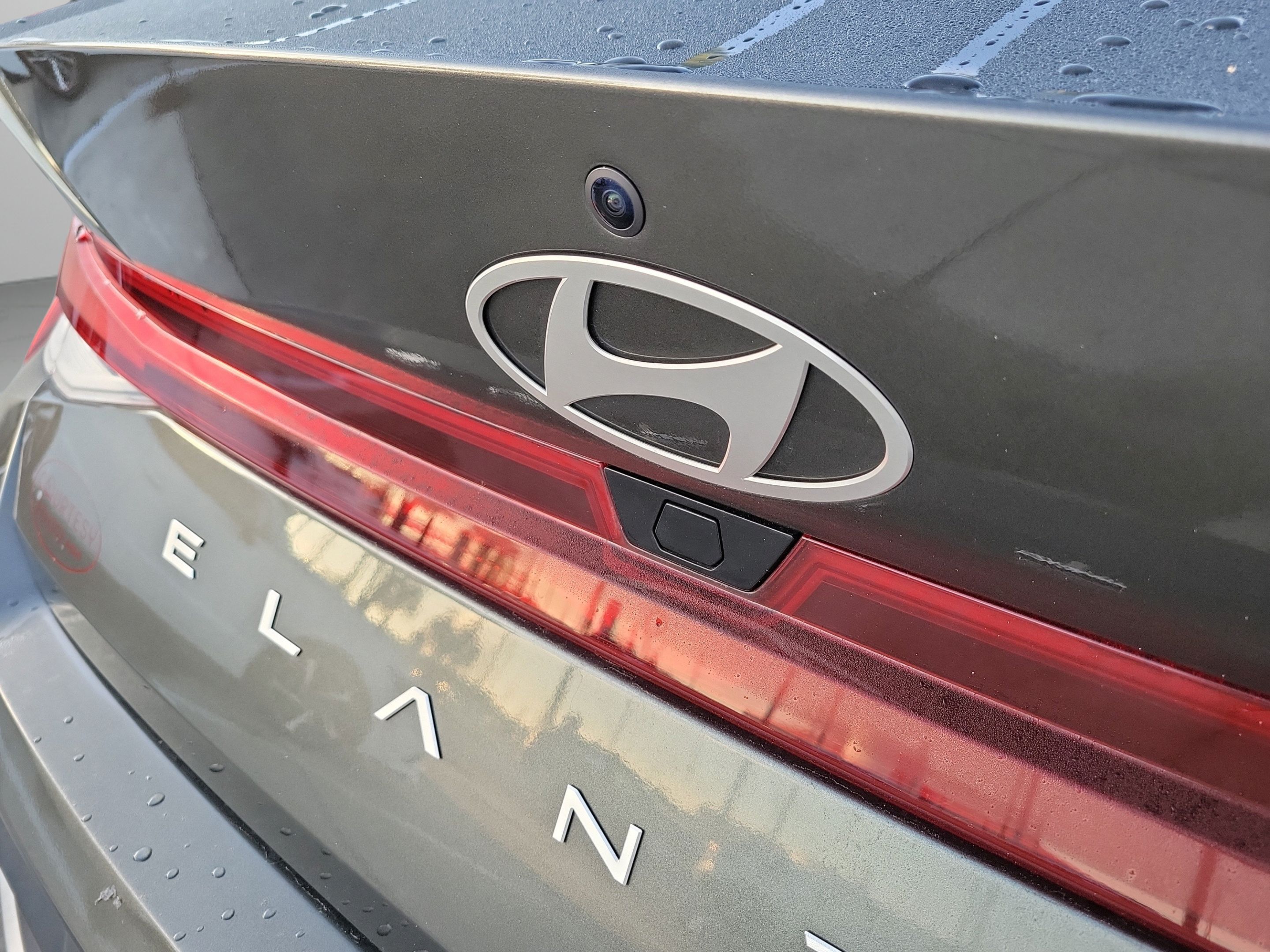 Used 2024 Hyundai Elantra SEL FWD image 30