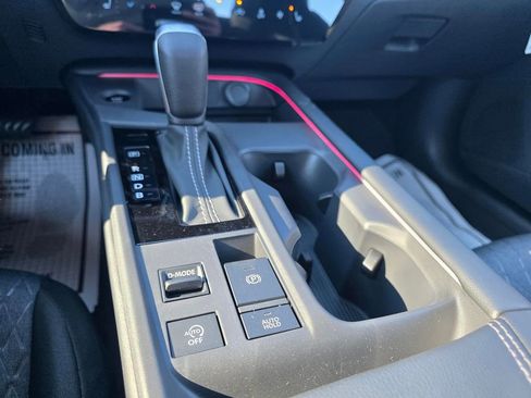 New 2026 Nissan Sentra SV w/ SV Convenience Package FWD image 24