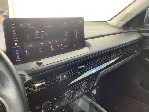 Certified 2023 Honda Accord Touring image 17