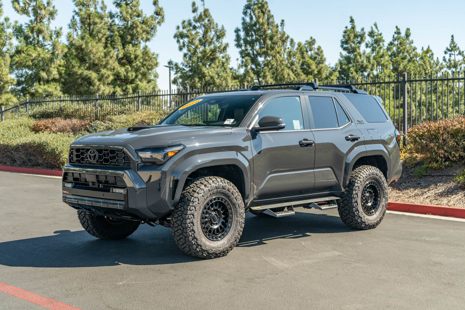 Used 2026 Toyota 4Runner TRD Sport Premium AWD/4WD image 3