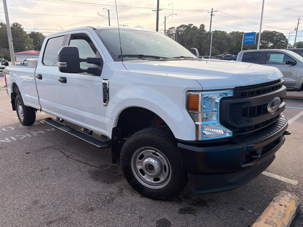 Used 2022 Ford F350 XL w/ Power Equipment Group AWD/4WD image 2