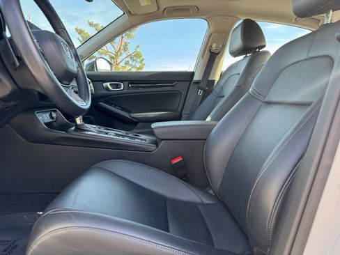 Used 2023 Honda Civic Touring image 17