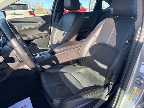 Used 2019 Chevrolet Impala LT image 52