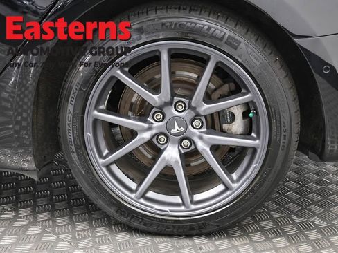 Used 2018 Tesla Model 3 Long Range image 26