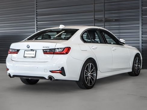 Used 2019 BMW 330i Sedan w/ Premium Package RWD image 13