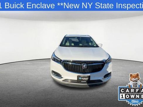 Used 2021 Buick Enclave Premium w/ Sun and Sites Package image 3
