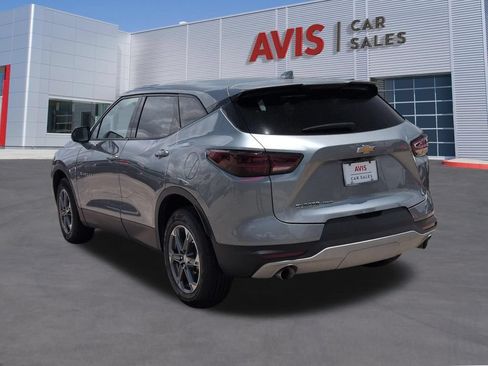 Used 2025 Chevrolet Blazer LT AWD/4WD image 9