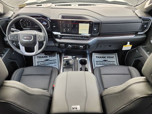 New 2026 GMC Sierra 1500 SLT w/ SLT Premium Plus Package image 9