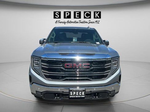 New 2026 GMC Sierra 1500 SLT w/ SLT Premium Plus Package image 8