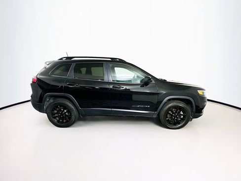 Used 2023 Jeep Cherokee Altitude Lux image 10