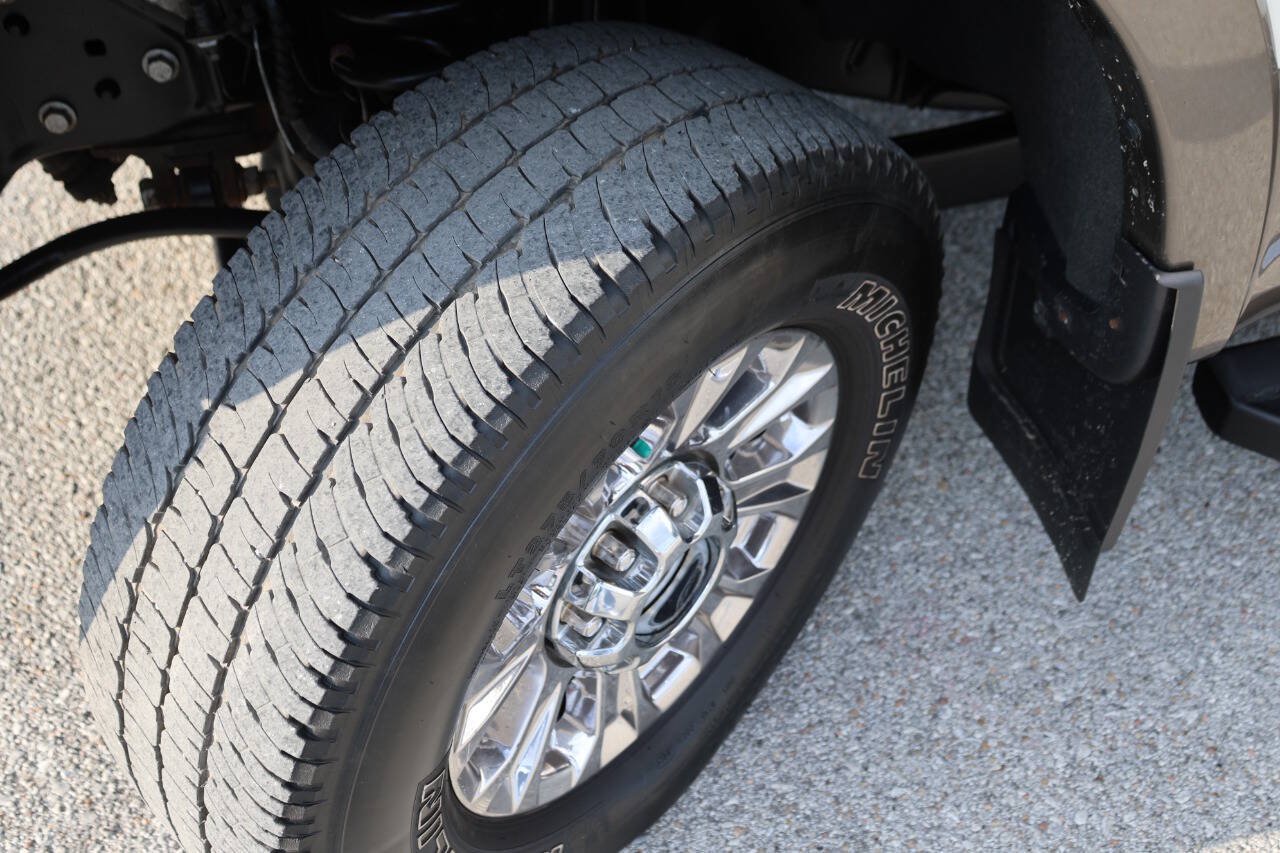 Used 2019 Ford F250 Lariat w/ Chrome Package AWD/4WD image 25