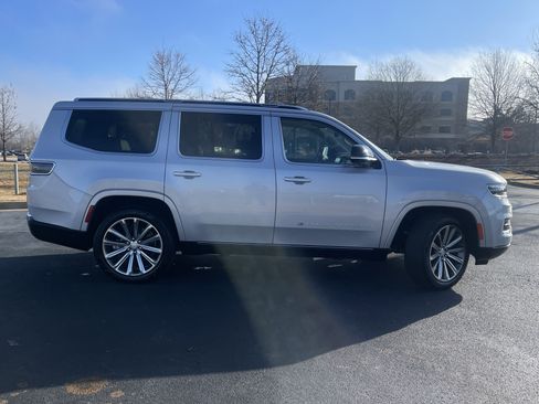 Used 2024 Jeep Grand Wagoneer Series I w/ Flexible Seating Group image 10