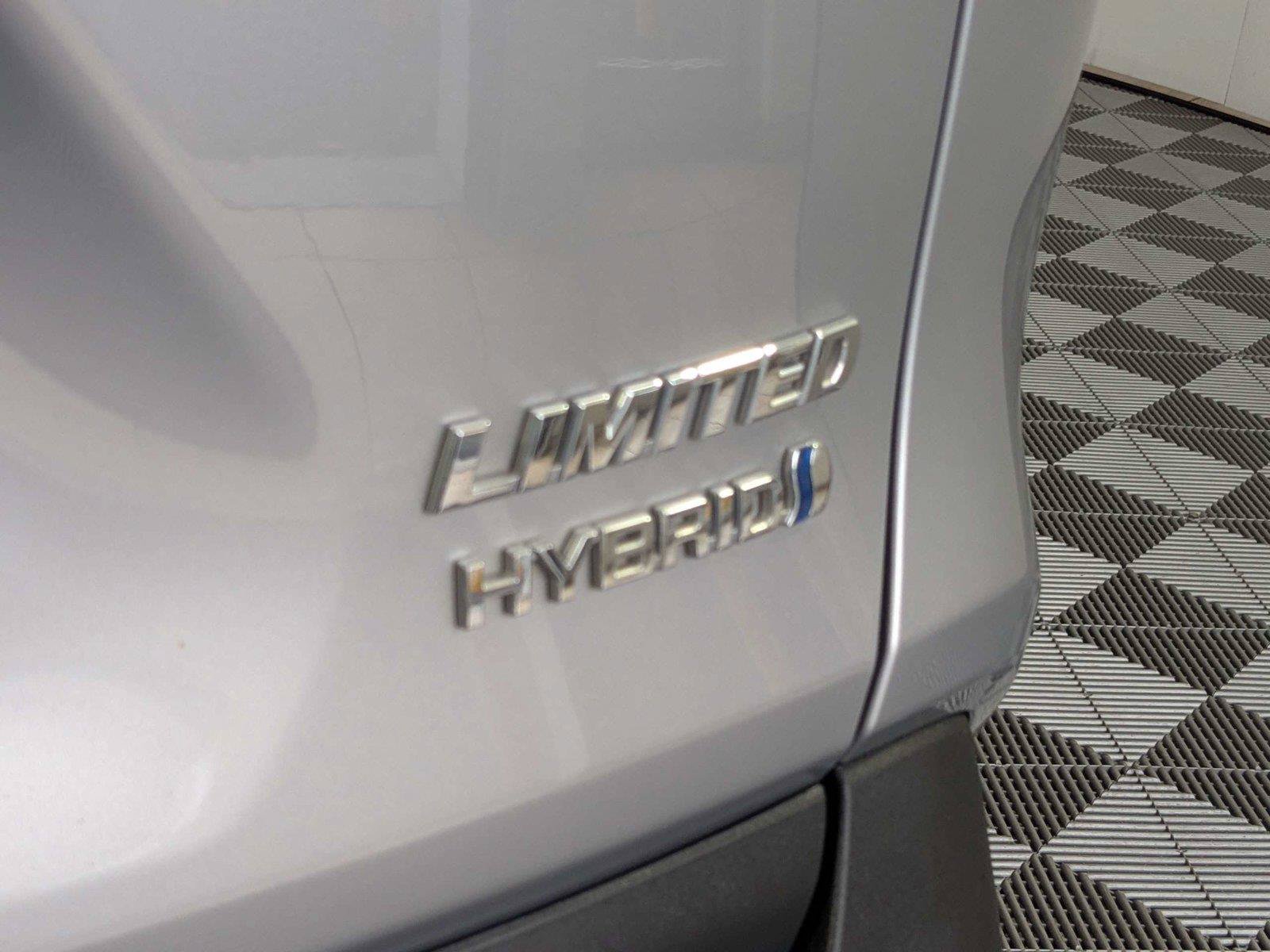 Used 2021 Toyota RAV4 Limited AWD/4WD image 7