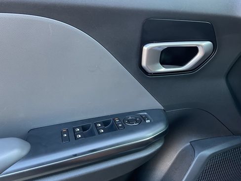 Used 2025 Kia K4 FWD image 15