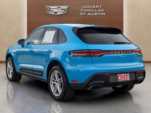 Used 2022 Porsche Macan image 3