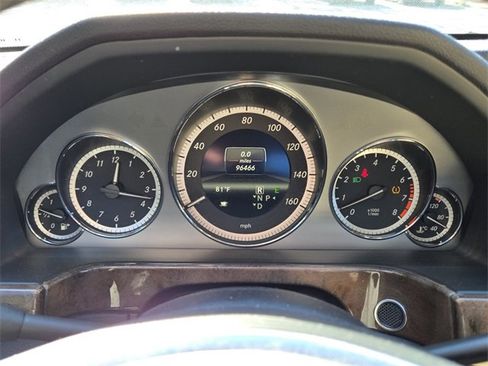Used 2013 Mercedes-Benz E 350 Sedan image 22