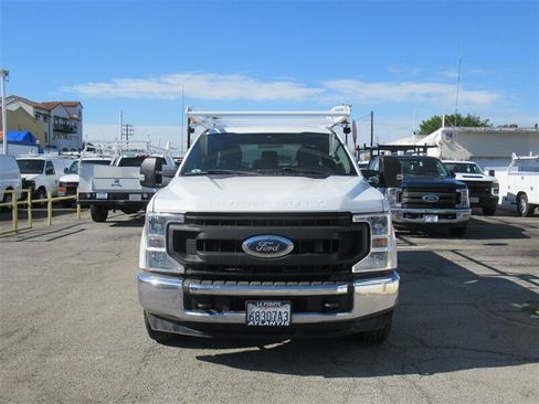 Used 2020 Ford F250 XL w/ Power Equipment Group image 5