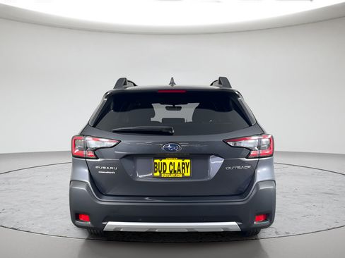 Used 2025 Subaru Outback Limited AWD/4WD image 4