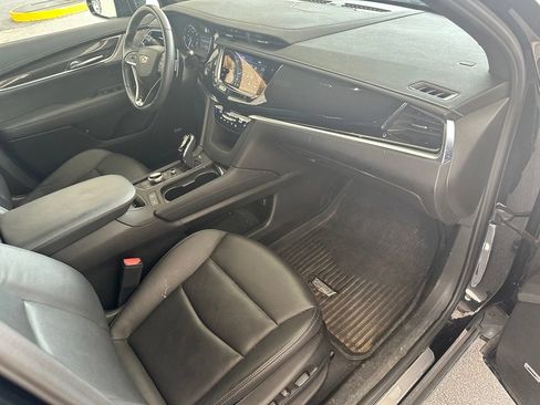 Certified 2024 Cadillac XT6 Sport w/ LPO, Floor Liner Package AWD/4WD image 40