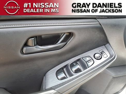 Used 2024 Nissan Sentra S FWD image 10