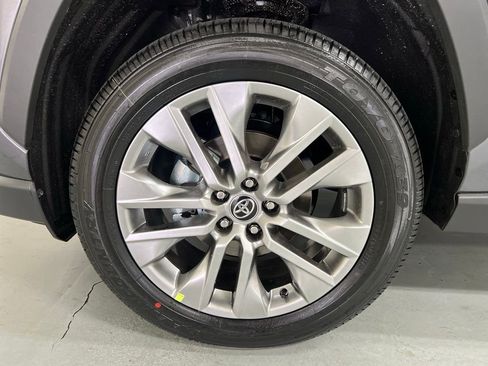 New 2025 Toyota RAV4 XLE Premium image 6