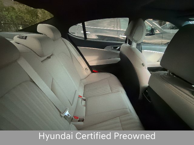 Used 2023 Genesis G70 2.0T w/ Sport Prestige Package RWD image 7