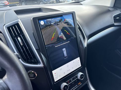 Used 2022 Ford Edge SEL image 27